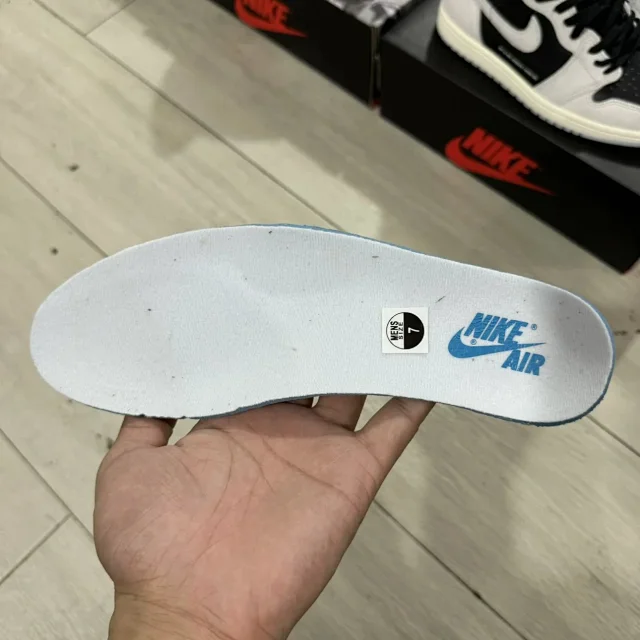 Nike Sneakers Air Jordan 1 High OG product detail image 17
