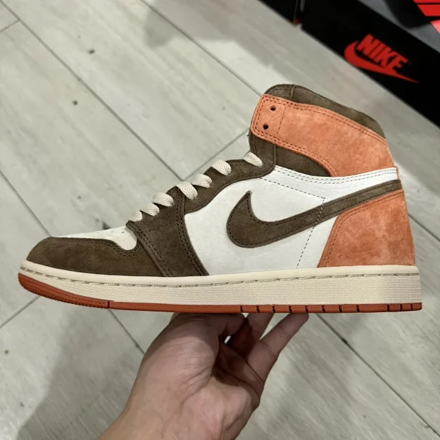 Nike Sneakers Air Jordan 1 High OG product detail image 49
