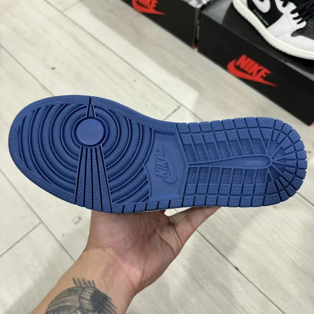 Nike Sneakers Air Jordan 1 High OG product detail image 66