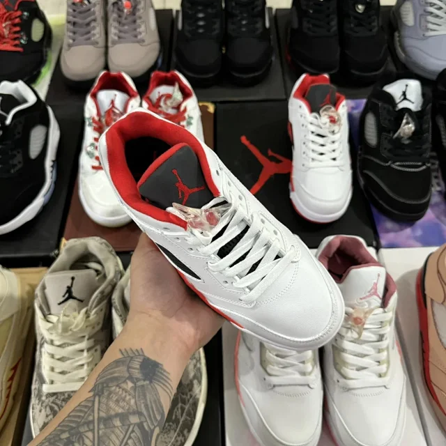 Jordan Sneakers Air 5 product detail image 31