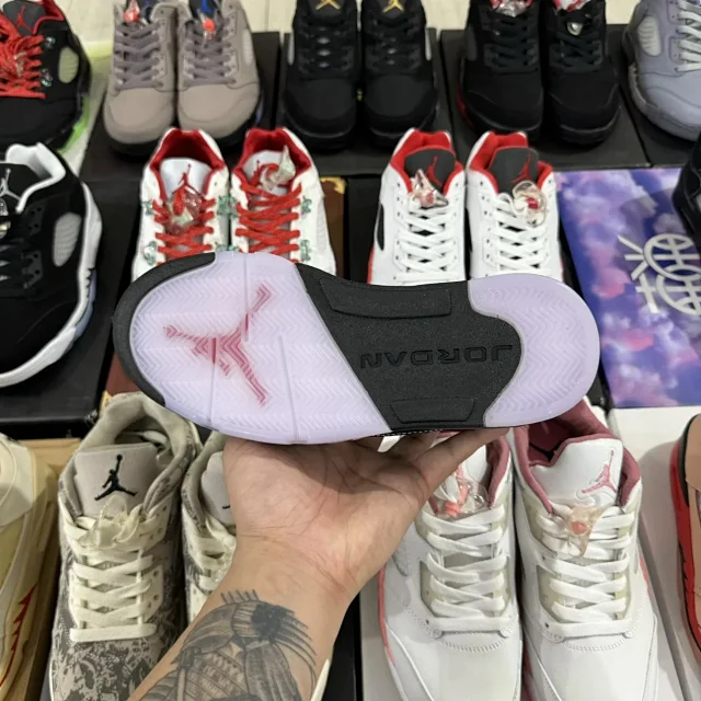 Jordan Sneakers Air 5 product detail image 19