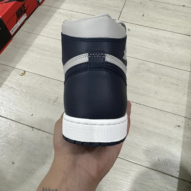 Jordan Sneakers High-Top Leather Lace-Up product detail image 2