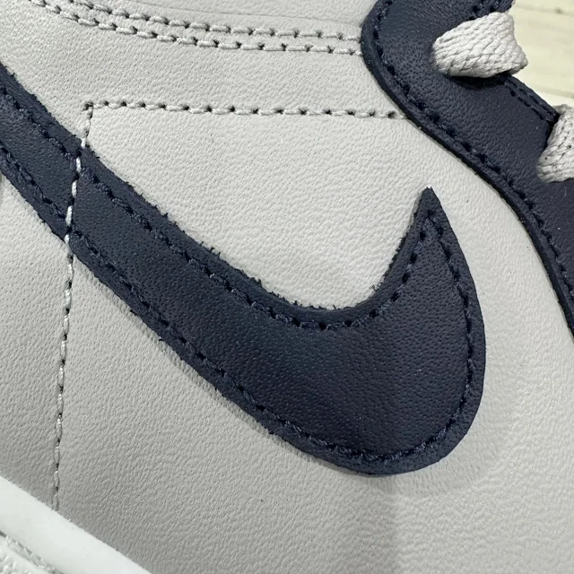 Jordan Sneakers High-Top Leather Lace-Up product detail image 5