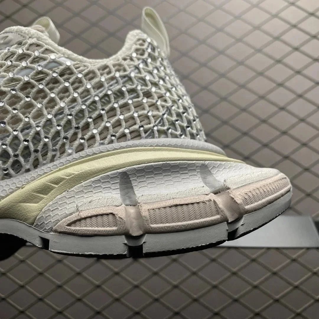 Balenciaga Sneakers 3XL mesh-overlay image 15