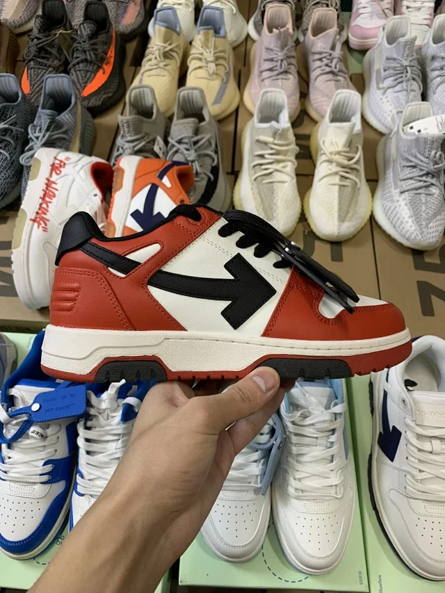 Off-White Sneakers Low-top arrow with zip-tie tag product detail image 13