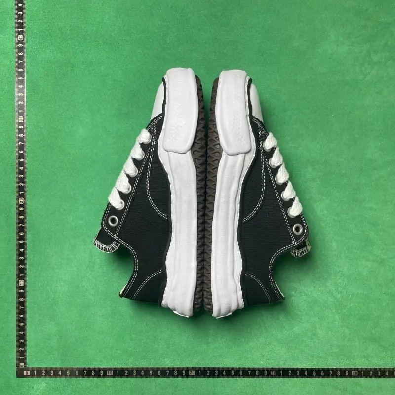 MMY BLAKEY Sneakers Low-Top Wavy-Sole Lace-Up — No. 28, 1970s Black, A01FW702