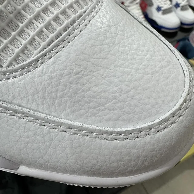 Jordan Sneakers Air 4 product detail image 8