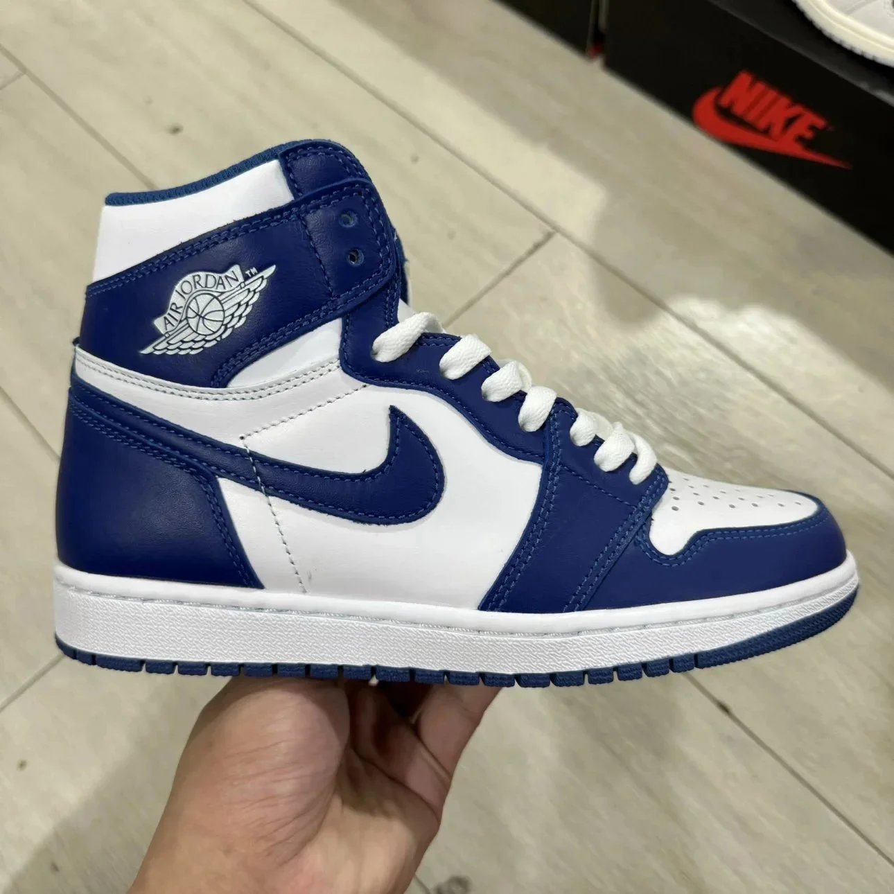 Nike Sneakers Air Jordan 1 High OG image 11