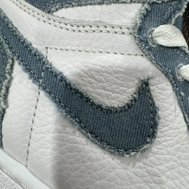 Nike Sneakers Air Jordan 1 High OG product detail image 37