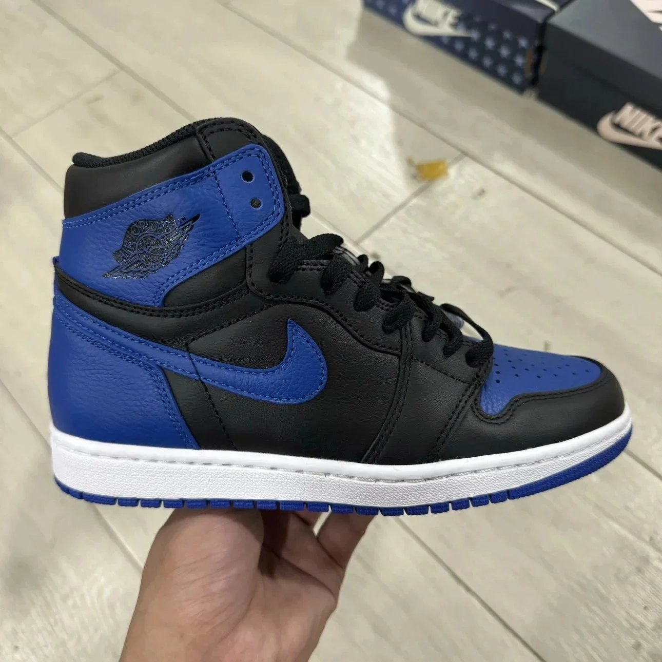 Nike Sneakers Air Jordan 1 High-Top image 7