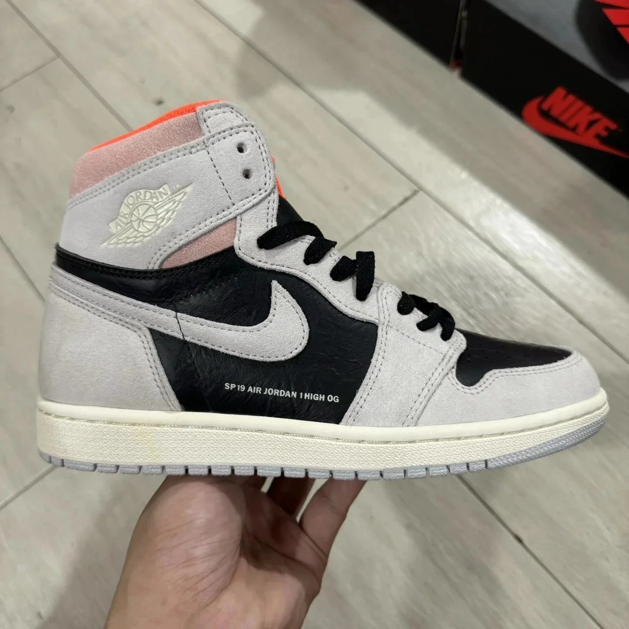 Nike Sneakers Air Jordan 1 High OG image 7