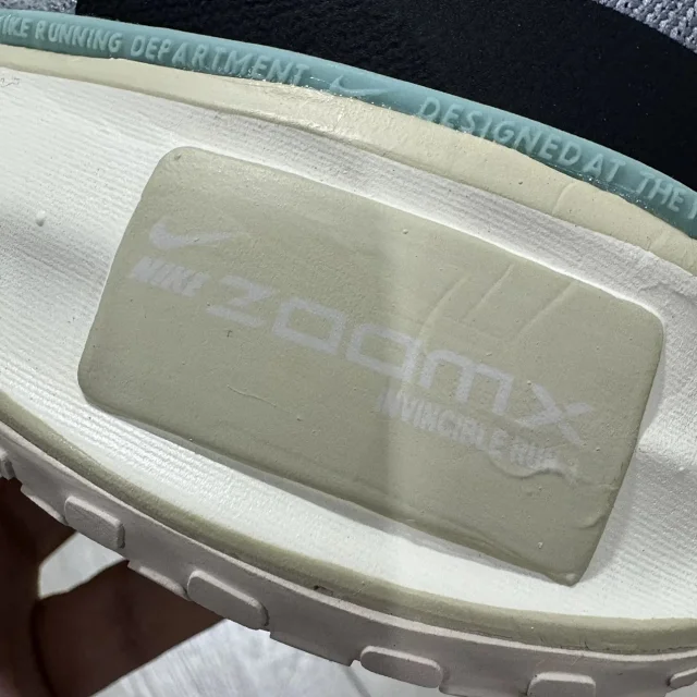 Nike Sneakers Invincible Run 3 product detail image 14