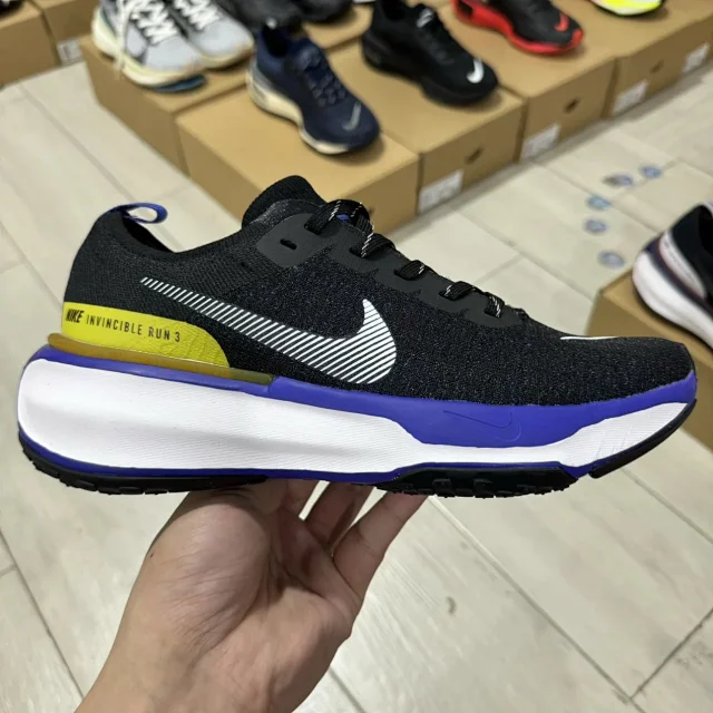 Nike Sneakers Invincible Run 3 product detail image 21