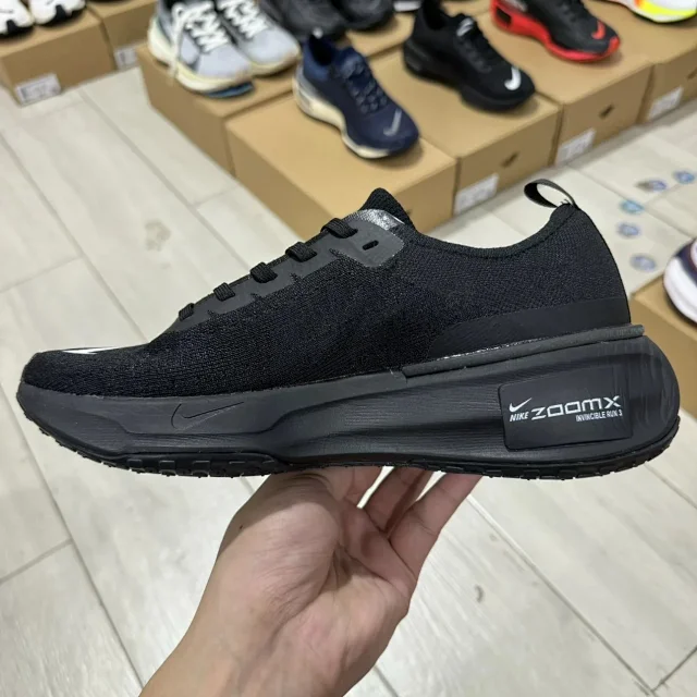 Nike Sneakers Invincible Run 3 product detail image 34