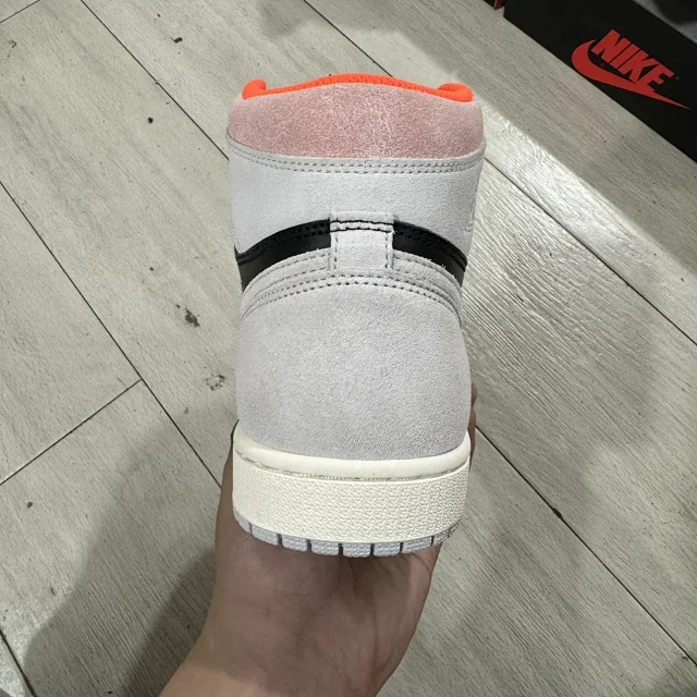 Nike Sneakers Air Jordan 1 High OG product detail image 23