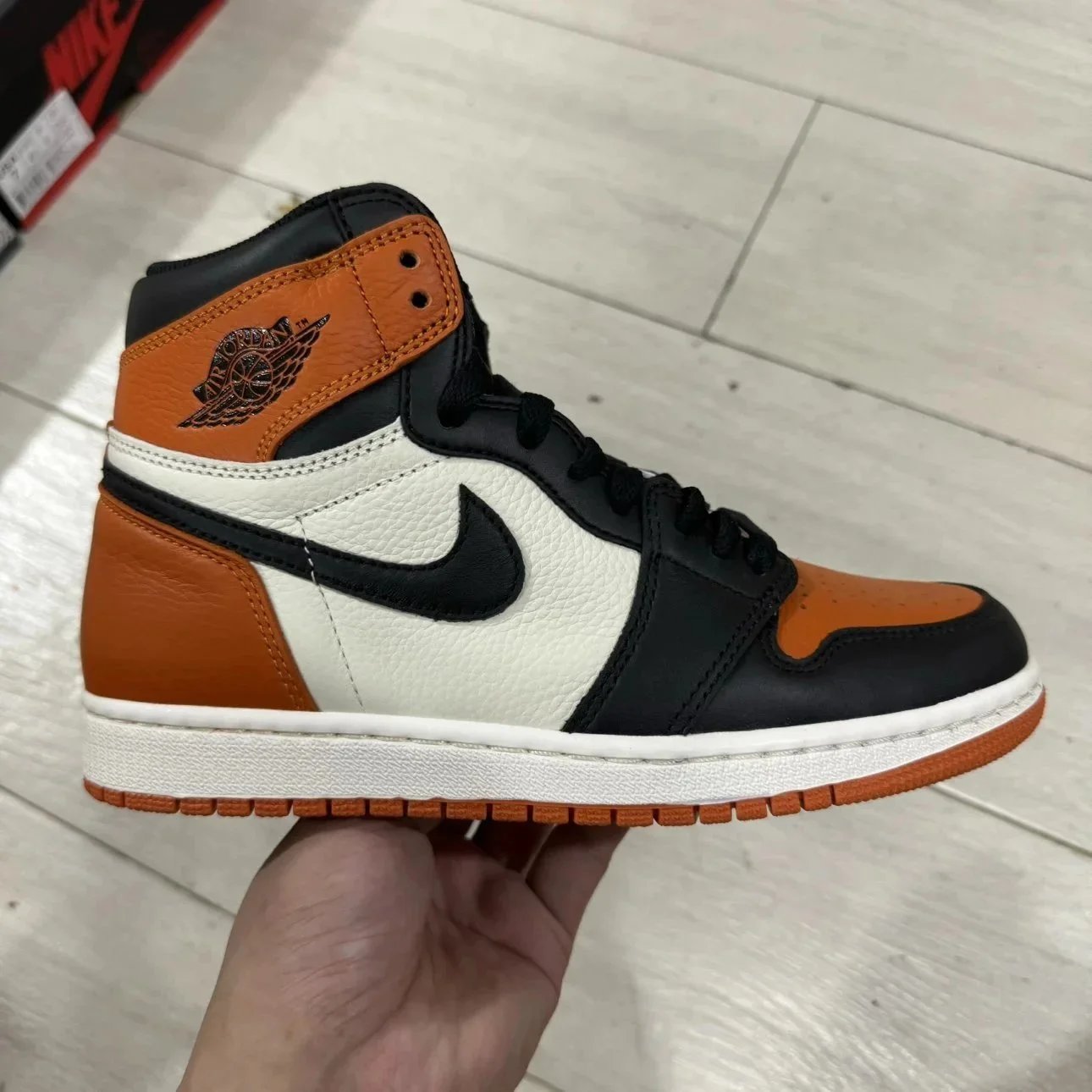 Jordan Sneakers High-Top Leather Lace-Up image 8