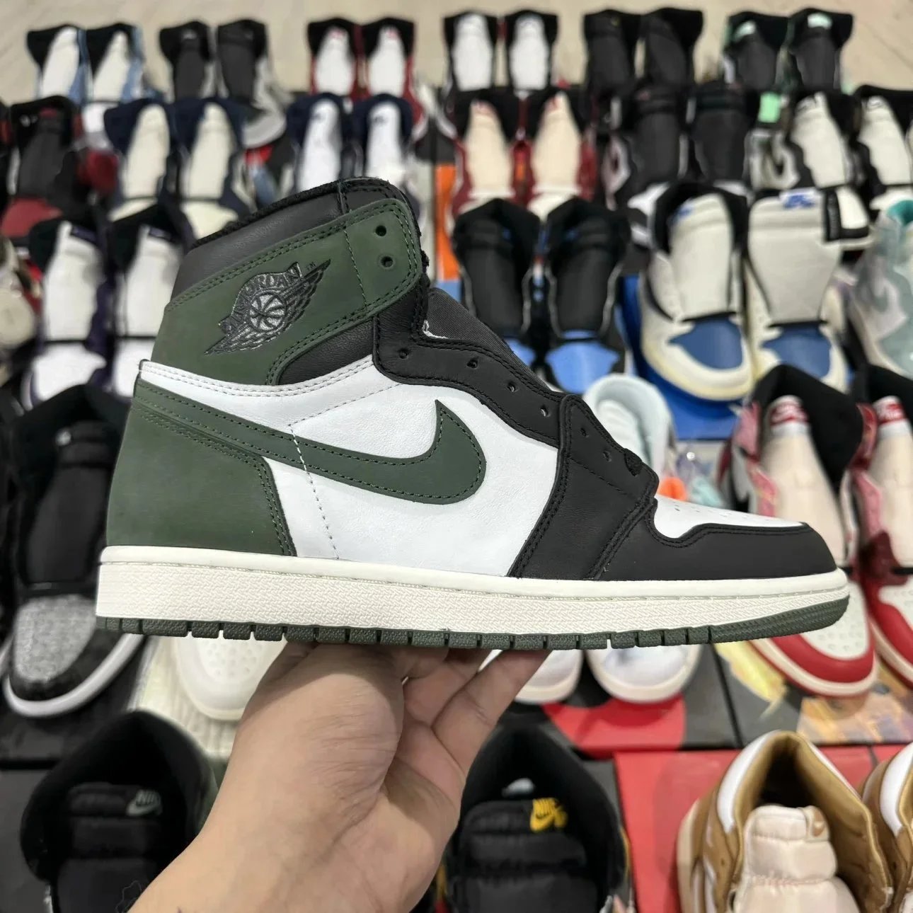 Nike Sneakers Air Jordan 1 High-Top image 5