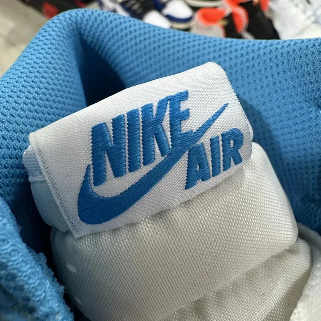 Nike Sneakers Air Jordan 1 High OG product detail image 9