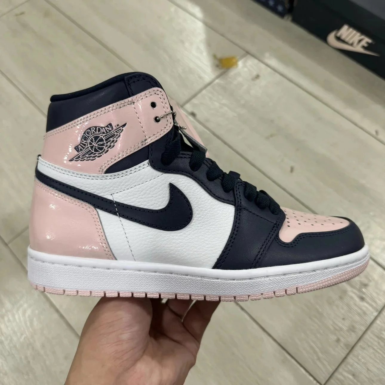 Nike Sneakers Air Jordan 1 High-Top image 4