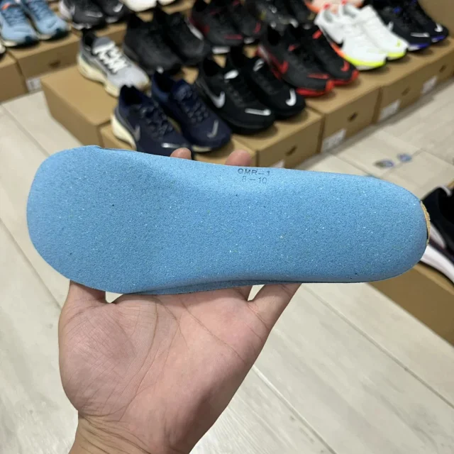 Nike Sneakers Invincible Run 3 product detail image 17