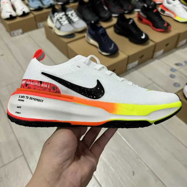 Nike Sneakers Invincible Run 3 product detail image 45