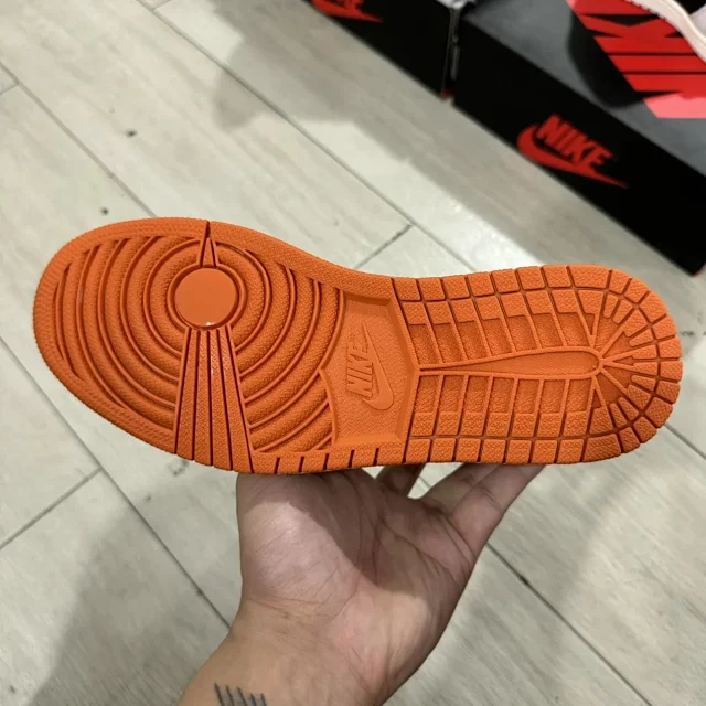 Nike Sneakers Air Jordan 1 High OG product detail image 41