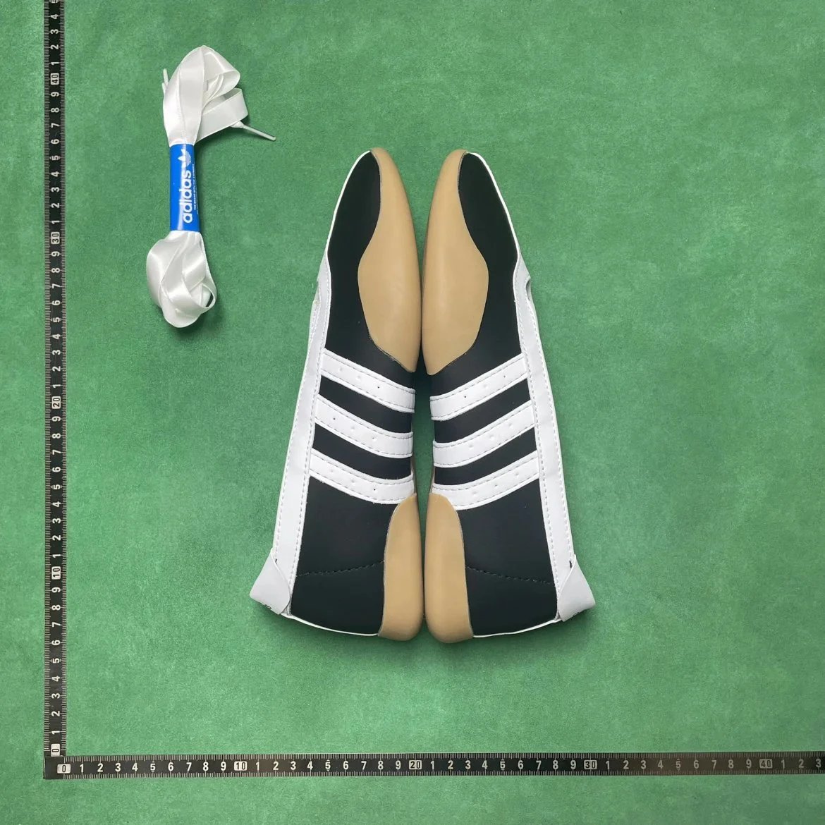 Adidas Sneakers Three-Stripe Slip-On Low-Top image 6