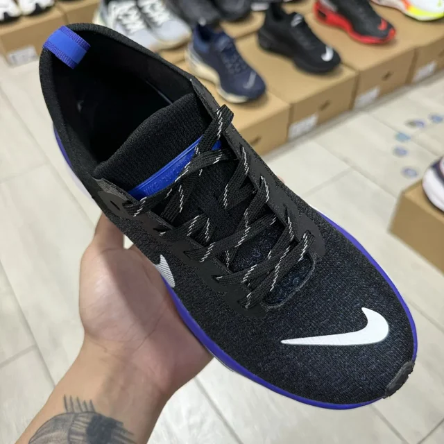 Nike Sneakers Invincible Run 3 product detail image 25