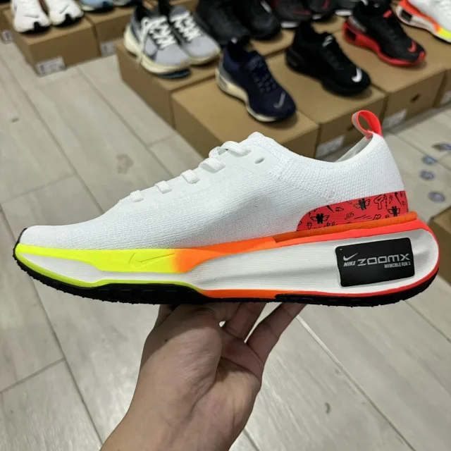 Nike Sneakers Invincible Run 3 product detail image 46