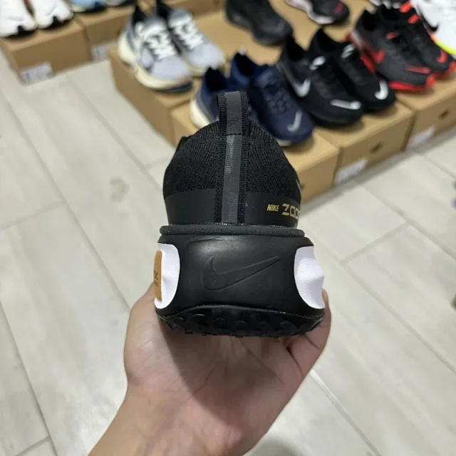Nike Sneakers Invincible Run 3 product detail image 66