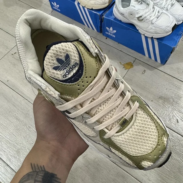 Adidas Sneakers Astir product detail image 42