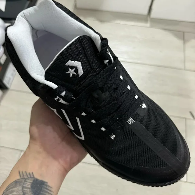 Converse Sneakers Low-Top Basketball with Star Chevron Logo product detail image 12