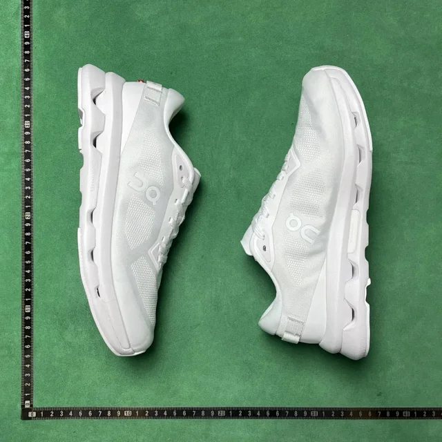 On Sneakers Low-Top Mesh with CloudTec Sole product detail image 6