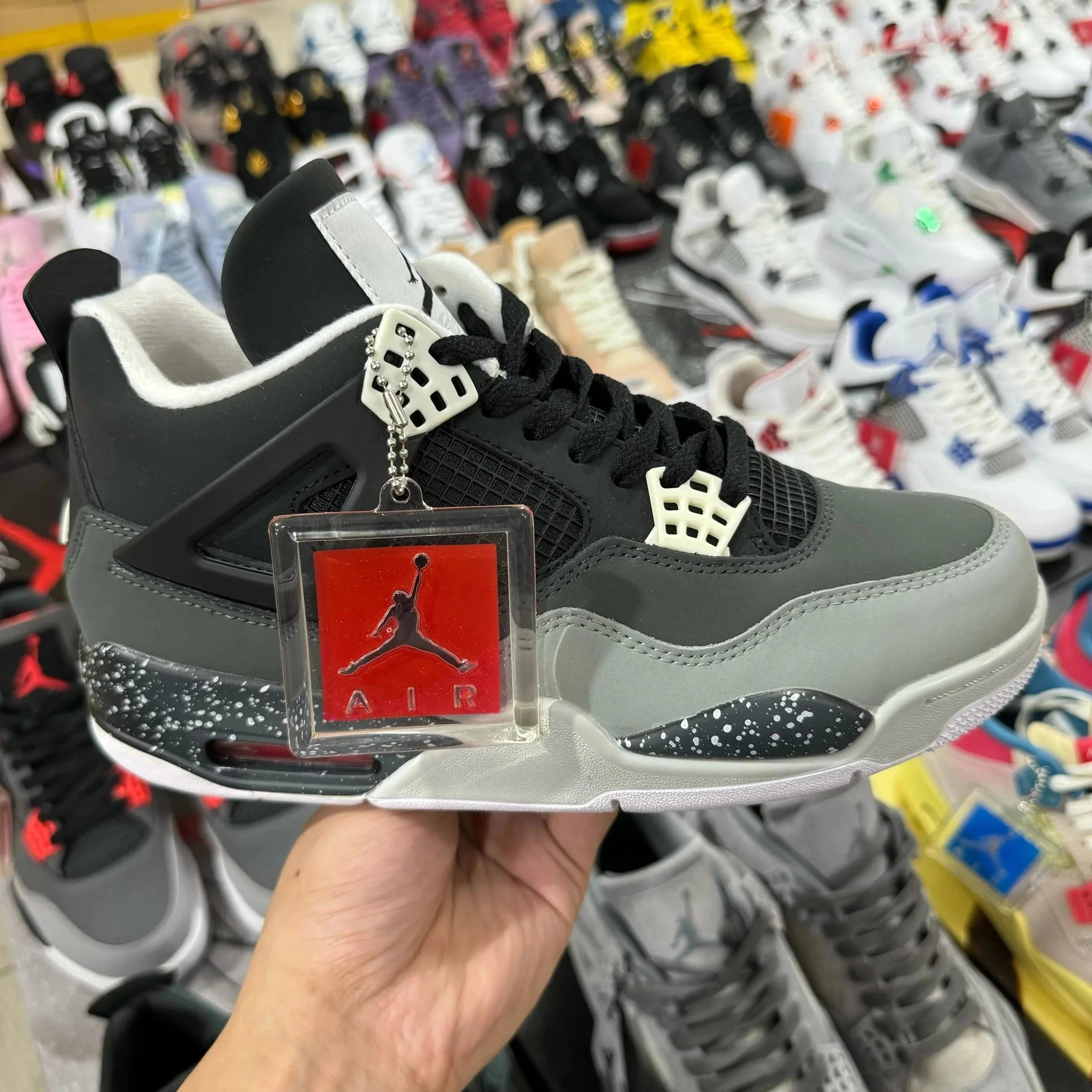 Jordan Sneakers Air 4 — Fear