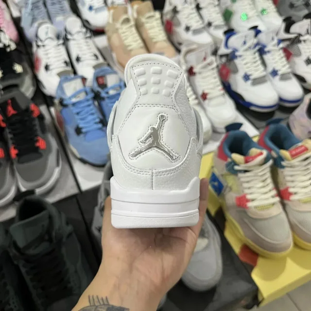 Jordan Sneakers Air 4 product detail image 6