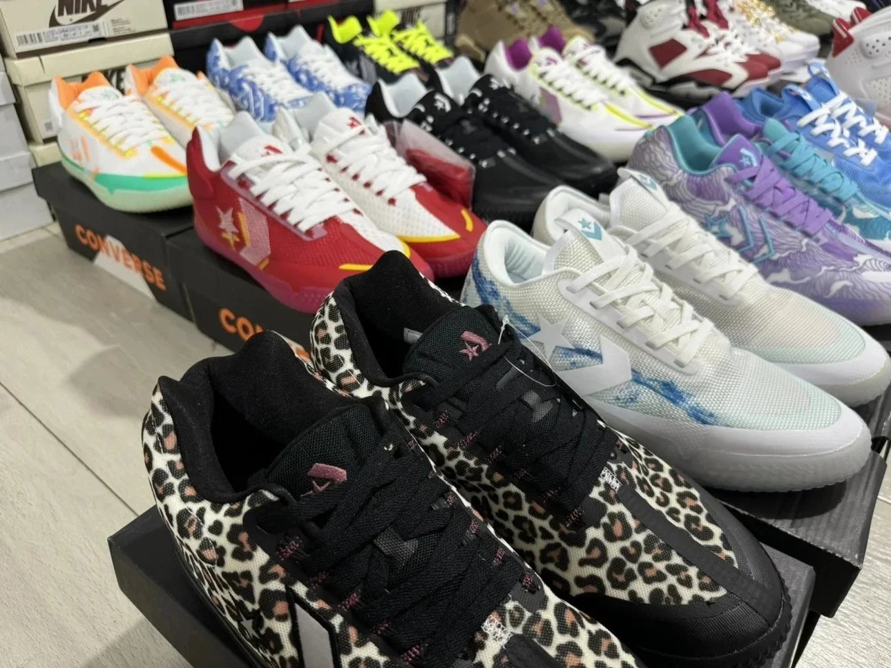 Converse Sneakers Low-Top Basketball with Star Chevron Logo image 2