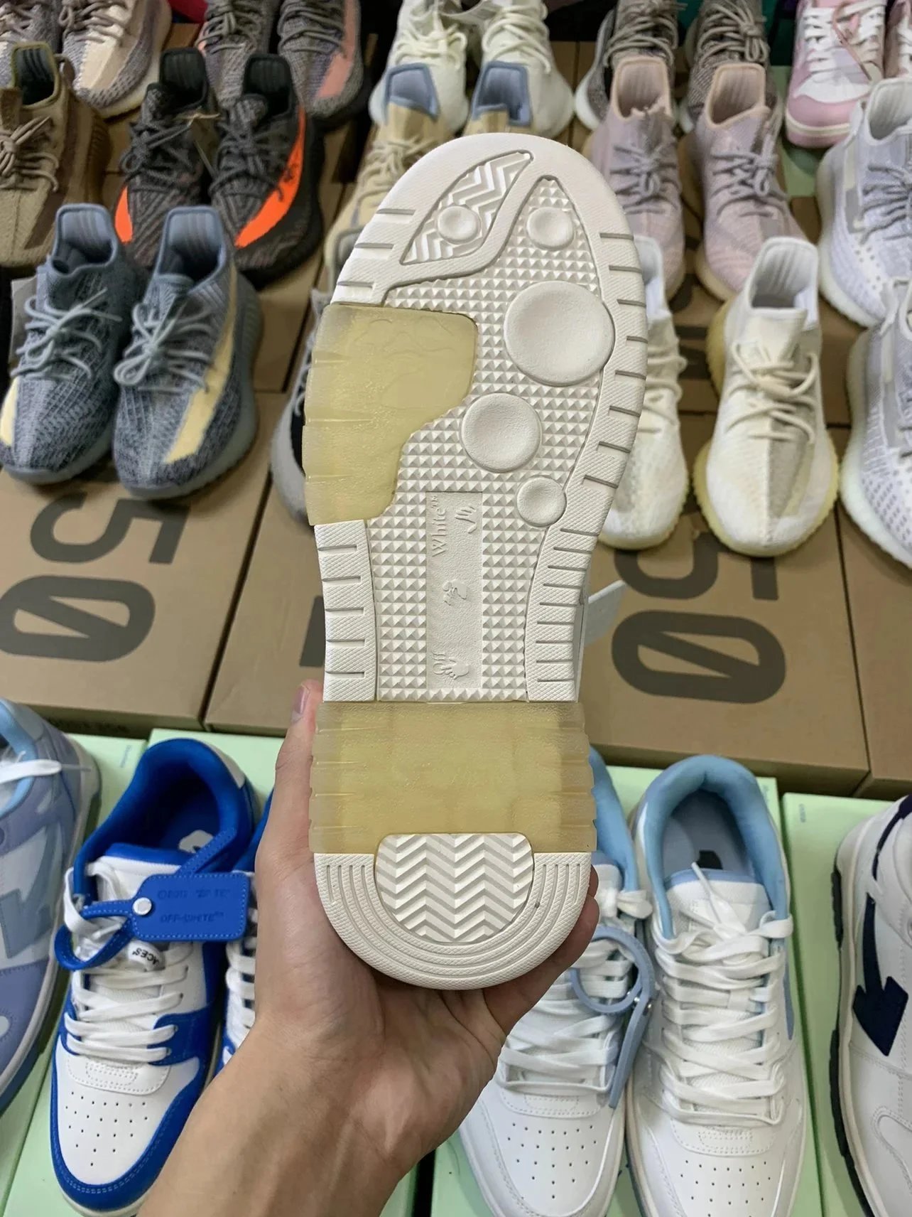 Off-White Sneakers Low-top arrow with zip-tie tag image 7