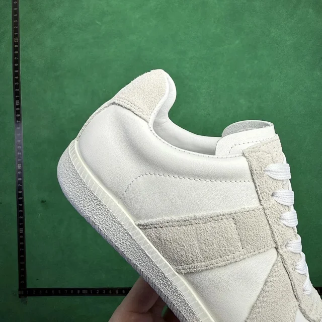 Unbranded Sneakers TT6 low-top leather lace-up with suede overlays product detail image 10