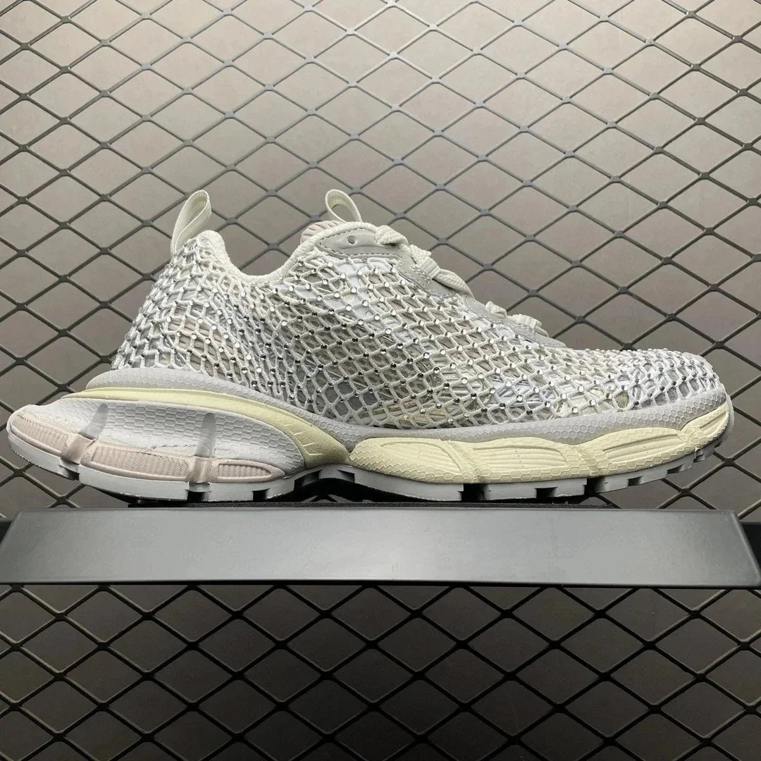 Balenciaga Sneakers 3XL mesh-overlay image 14
