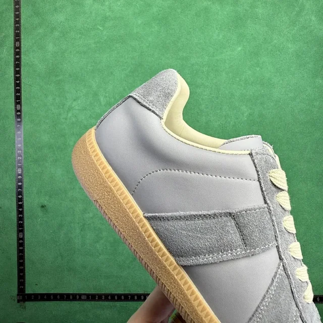 Unbranded Sneakers TT6 low-top leather lace-up with suede overlays product detail image 45