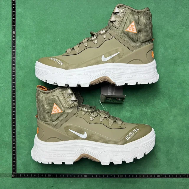 Nike Boots ACG GORE-TEX hiking product detail image 28
