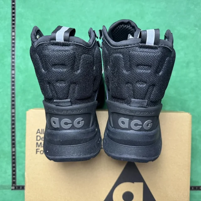 Nike Boots ACG GORE-TEX hiking product detail image 38