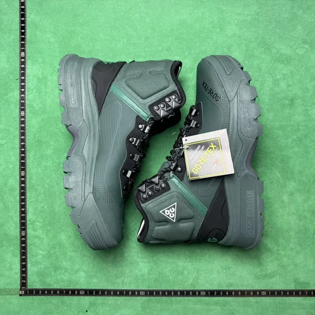 Nike Boots ACG GORE-TEX hiking product detail image 42