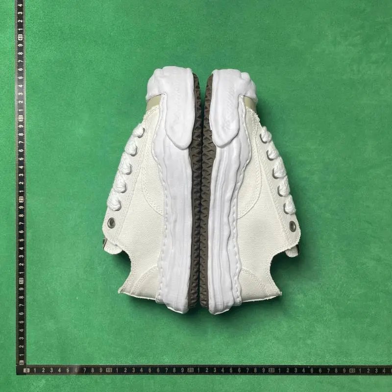 MMY BLAKEY Sneakers Low-Top Wavy-Sole Lace-Up — No. 21, plain white, A05FW702