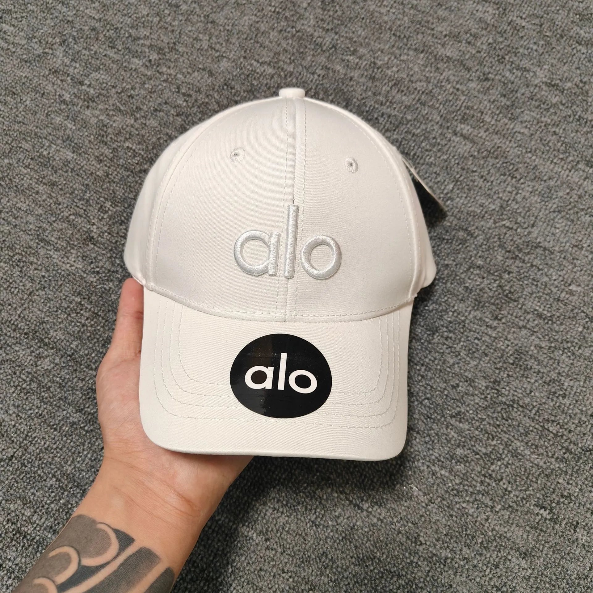 Alo Off-Duty Cap White