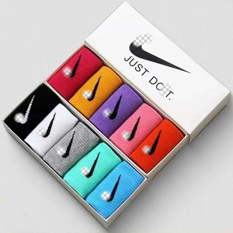 5 Pairs Gift Box Set Men's & Women's Socks, Long Crew, Mid-Crew & Ankle Socks, Trendy Ins Style, Versatile