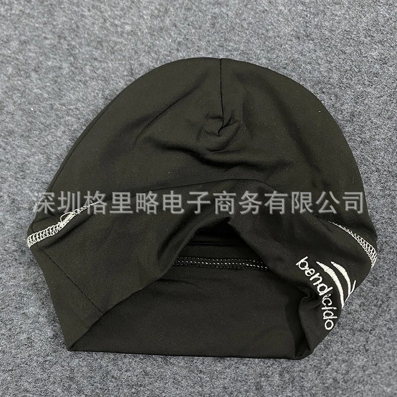 Design Music Note Beanie White / Black Hats - 8