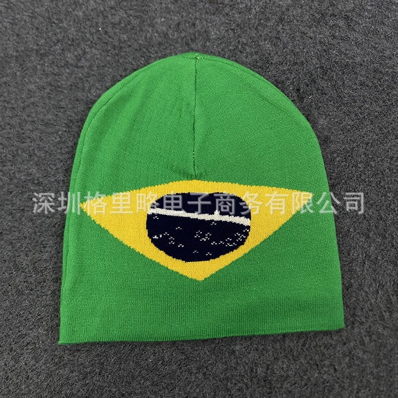 Design Music Note Beanie White / Black Hats - 18