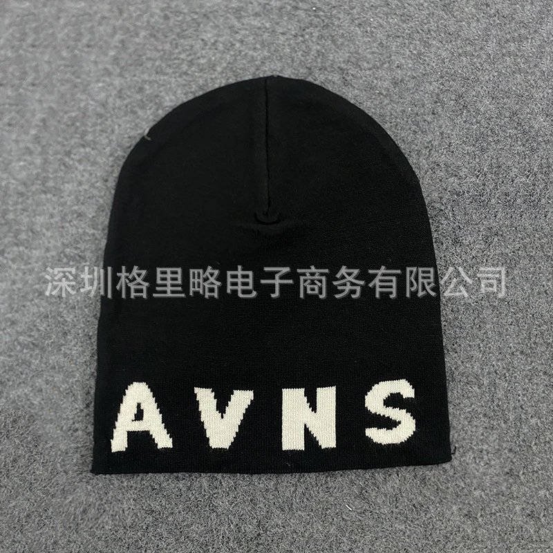 Design Music Note Beanie White / Black Hats - 30