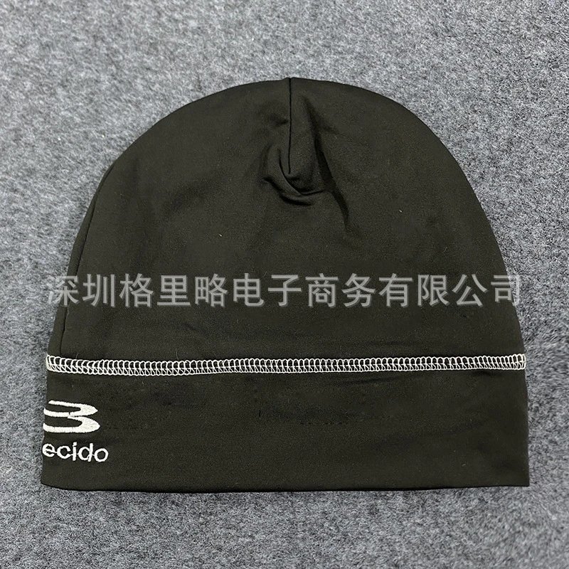 Design Music Note Beanie White / Black Hats - 6